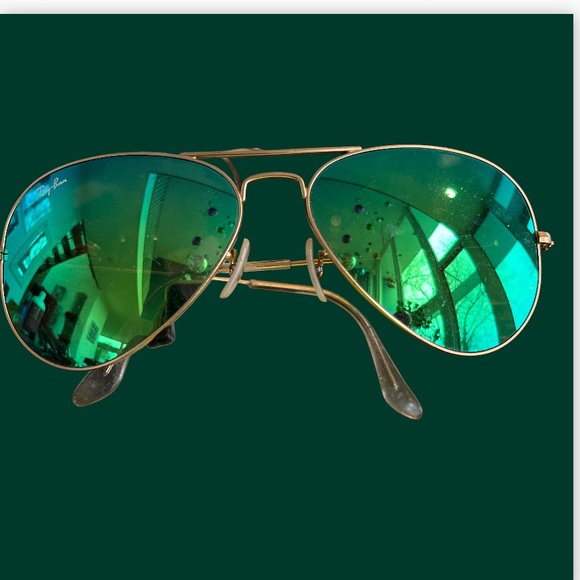 COPY - Ray-Ban Aviators Gold Frames Green Mirrored Lenses - Picture 1 of 9